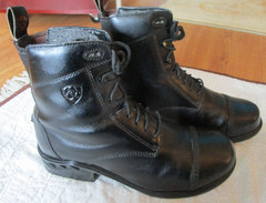 WOMENS ARIAT 10B BLACK STYLE 10000801 HERITAGE PADDOCK LACED UP BOOTS
