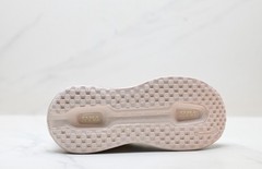 Nk Vomero Premium Chalk IQ8102-100