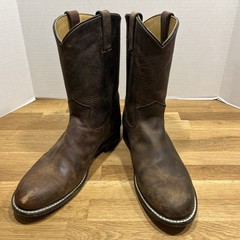Justin 3410Y Youth Cowboy Boot with Bay Apache Leather Foot and a Roper Toe 6D