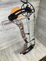 Used Mathews Lift X 29.5 Right Hand Earth Riser/Black Limbs Bow 27.5/60