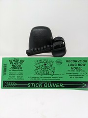Selway Plastic Strap Bow Quiver For Recurve or Longbow
