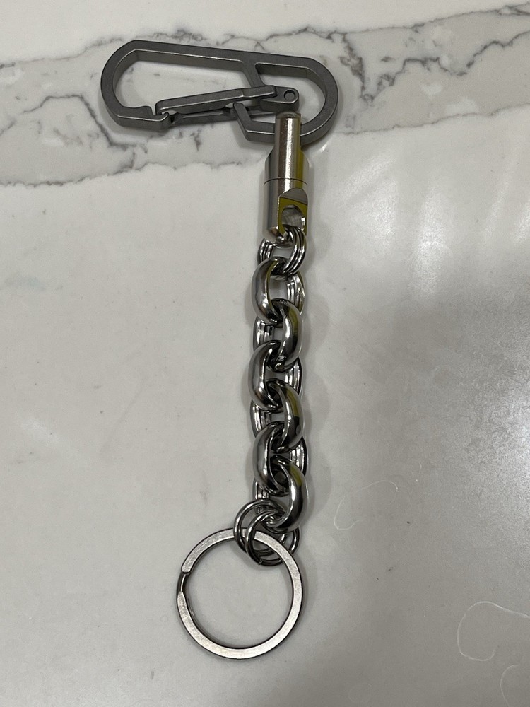 EDC Titanium Short Front Pocket Fat Link Wallet Chain, Keychain 8-3/8”