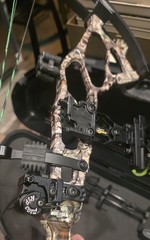 Bowtech btx 31, rh 70# 27-31 in draw, 350fps, brand new string and cable