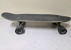 SKATEBOARD GULLWING CHARGER TRUCKS SAN CLEMENTE SIXTY EIGHT WHEELS 27″ x 7″