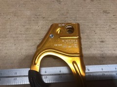 SOG Model ce1282 Ascension Rope Ascender Aluminum D Shape
