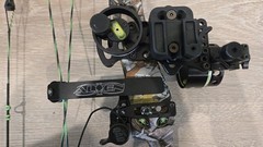 Martin Archery 2013 Alien Compound Bow Package QAD HHA Case Arrows Release