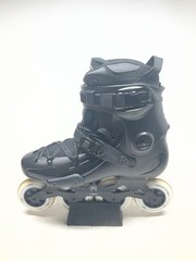 FR1 90 SkatesSize 11.5 (45)Black