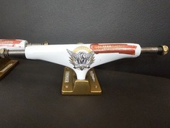 Thunder Rise Above Truck Set PHOENIX LIGHT White/Gold Size 148