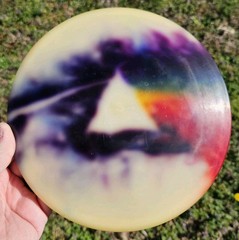 Great Thrower! Dark-Side Prism Dye Millennium Q Sentinel – 175 Grams, 8/10, OOP?