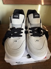 Globe Encore 2 Kicks Brand New US Size 11 Scarab / White Skate Shoes ㅎㅎ
