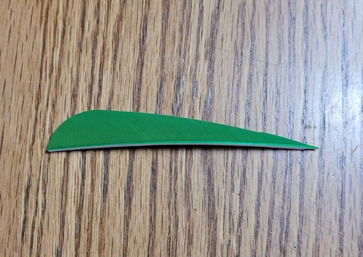 5 inch Feathers Right Wing Parabolic Cut 100 pack Green