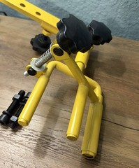 Adjustable Bow Vise for Compound Bows