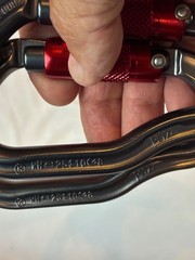 Petzl Grigri 2 Belay Device Bundle Kit – William Am’d 2x Vertigo Carabiners NWOT