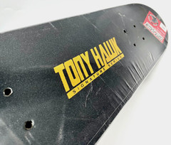 Sakar Tony Hawk Level 3 Wanted Hawk 31 Inch Skateboard with 52mm Wheels