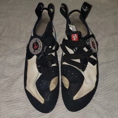 Tenaya Draxtor Climbing Shoes – US Men’s Size 8.5 Women’s 9.5